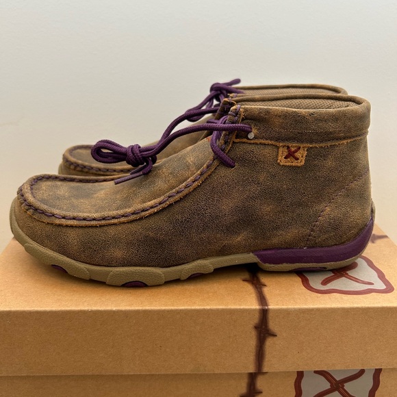 Twisted X Shoes - NWT- Twisted X Woman’s Chukka Driving Mocs- WDM0015- Size 7